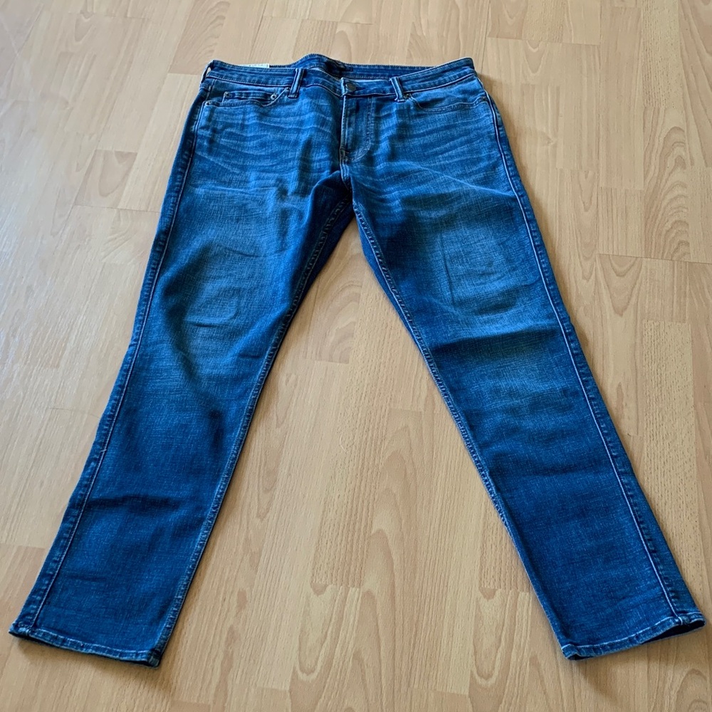 Abercrombie & Fitch Men's Dark Blue Straight Jeans